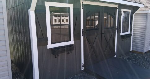 10x16 wood Quaker stk#73-26 $6836.00